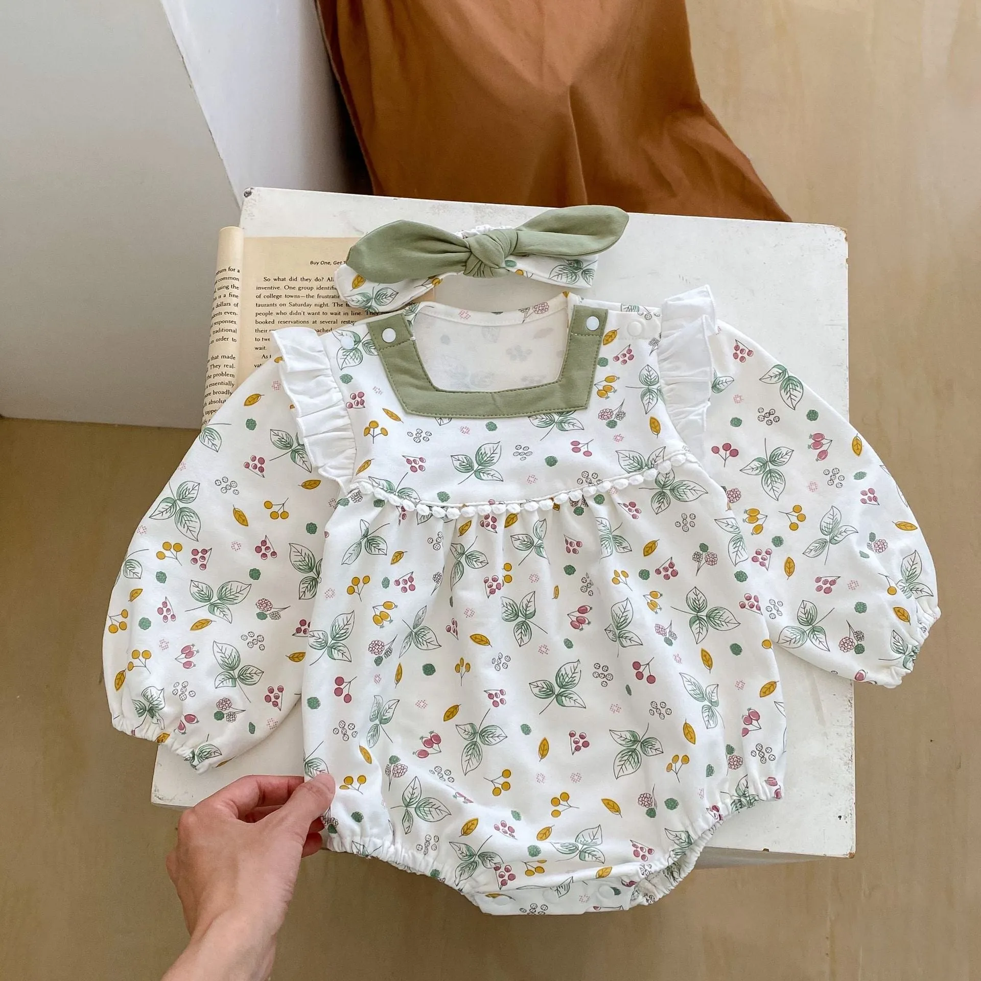 Baby Girls Flower Print Rompers Wholesale 230828227