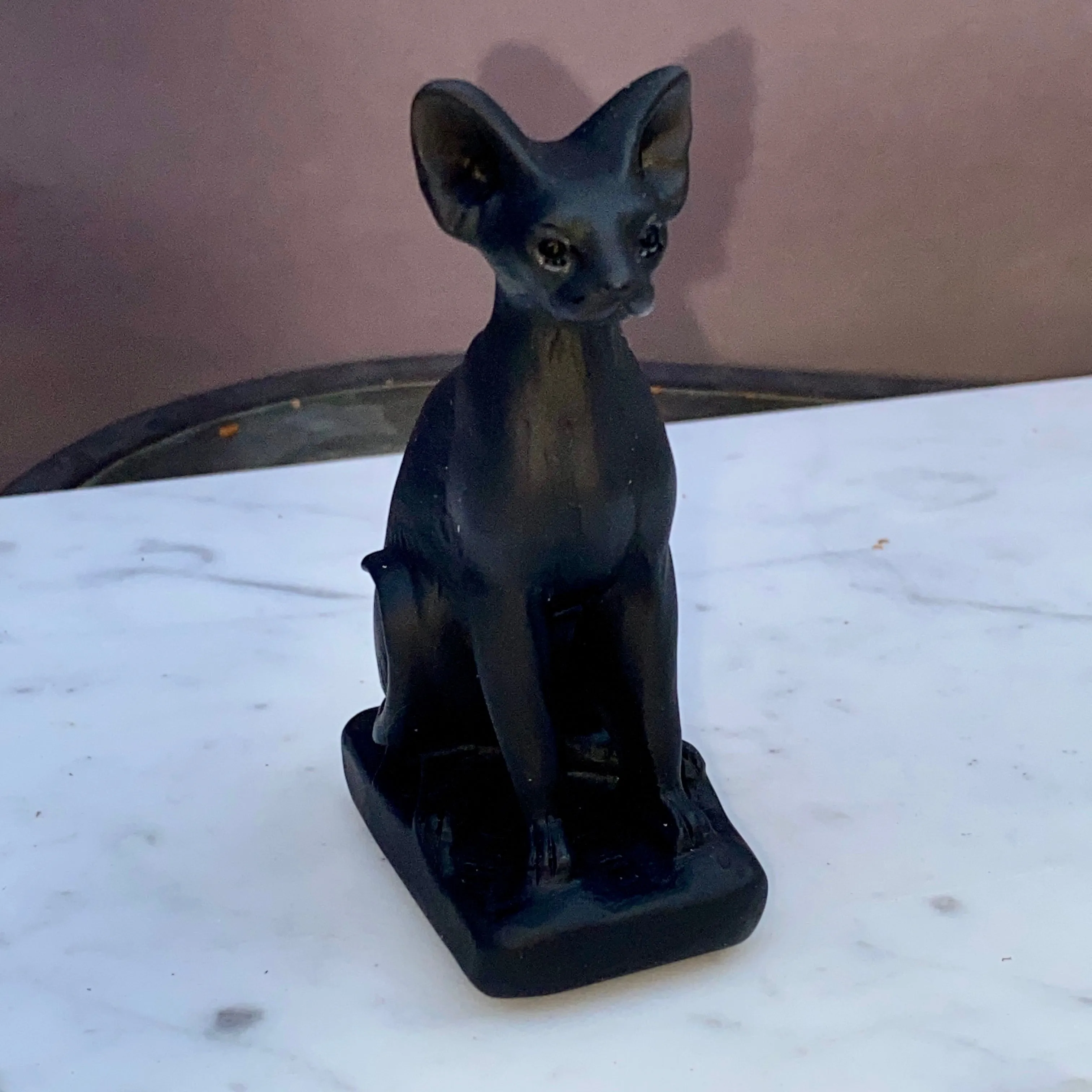 Black obsidian kitty cat