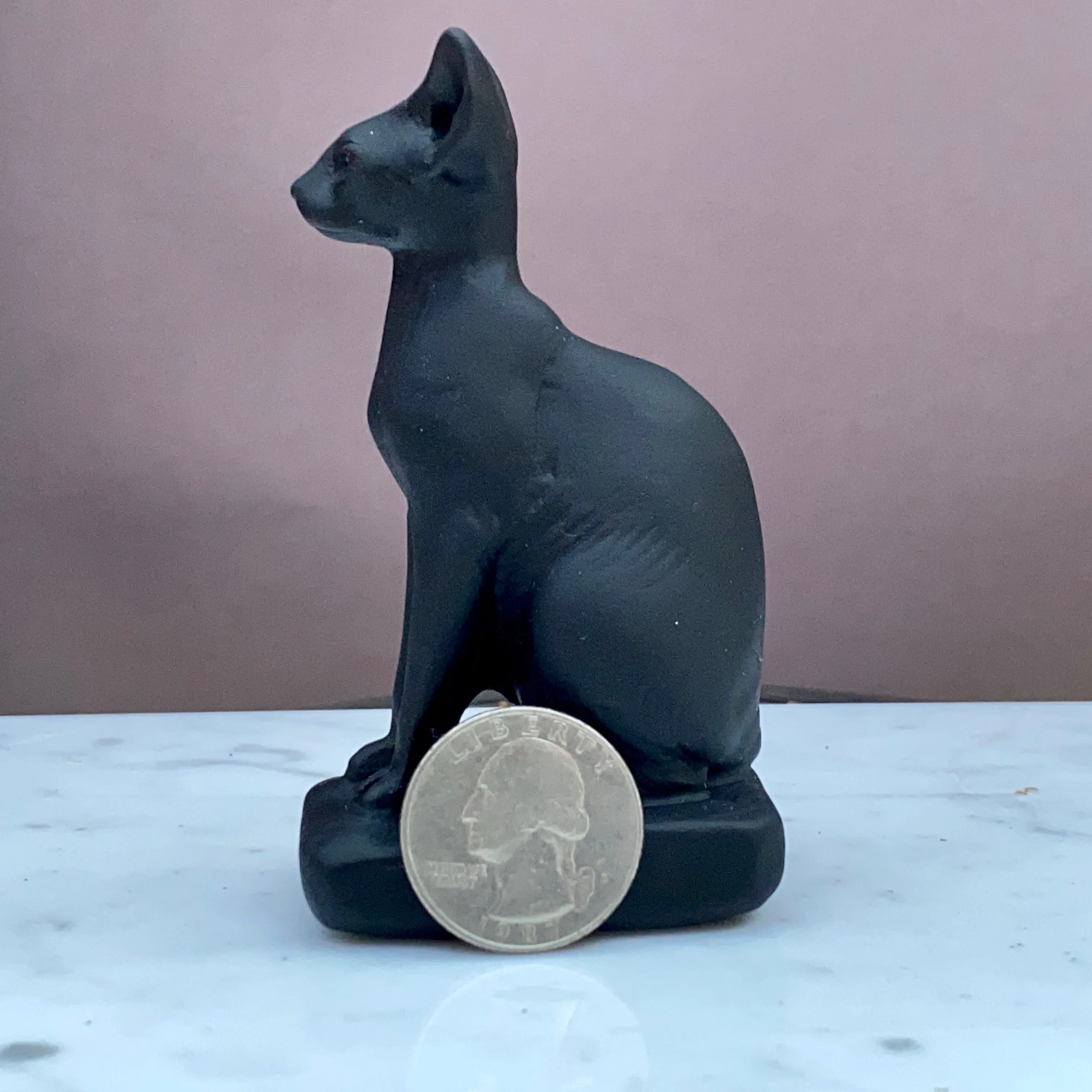 Black obsidian kitty cat