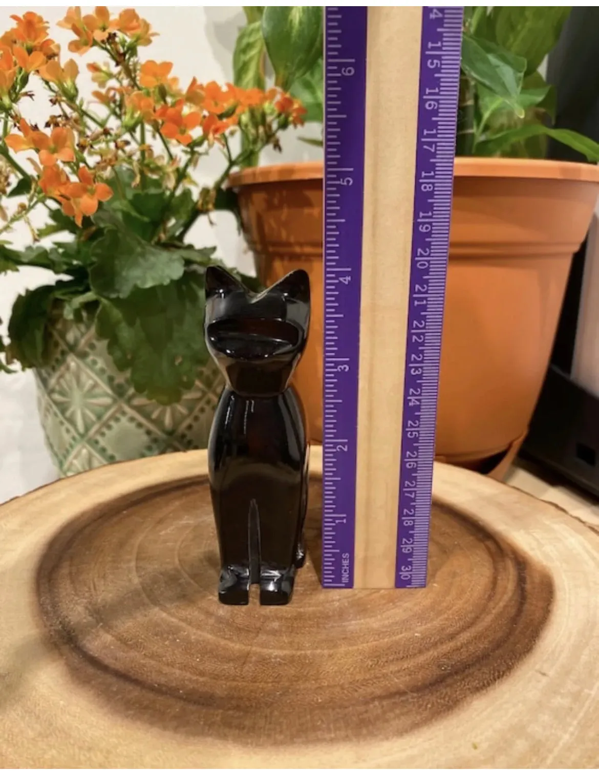 Black Onyx gemstone carved Kitty cat