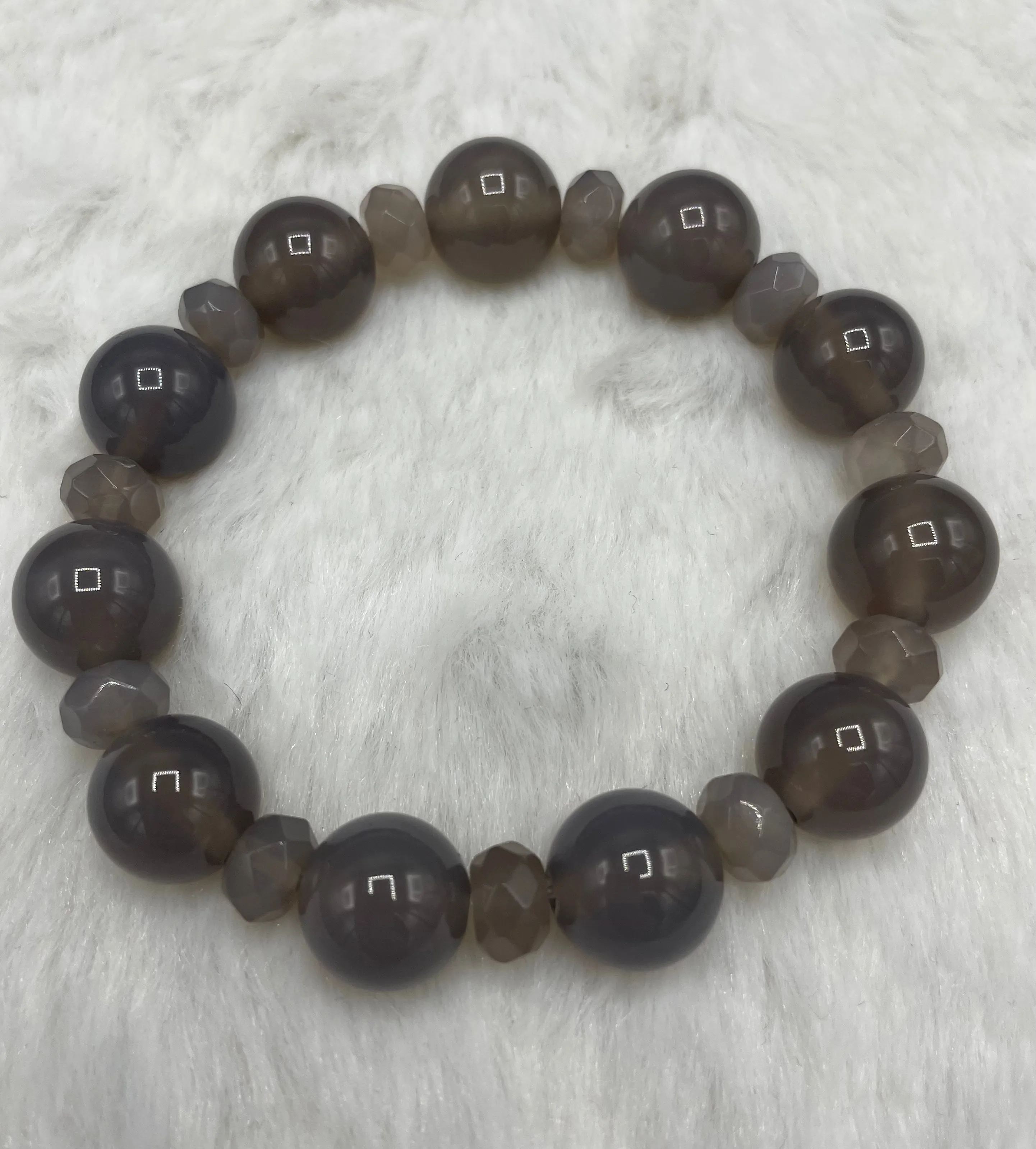 Chunky Grey Agate gemstone Bracelet