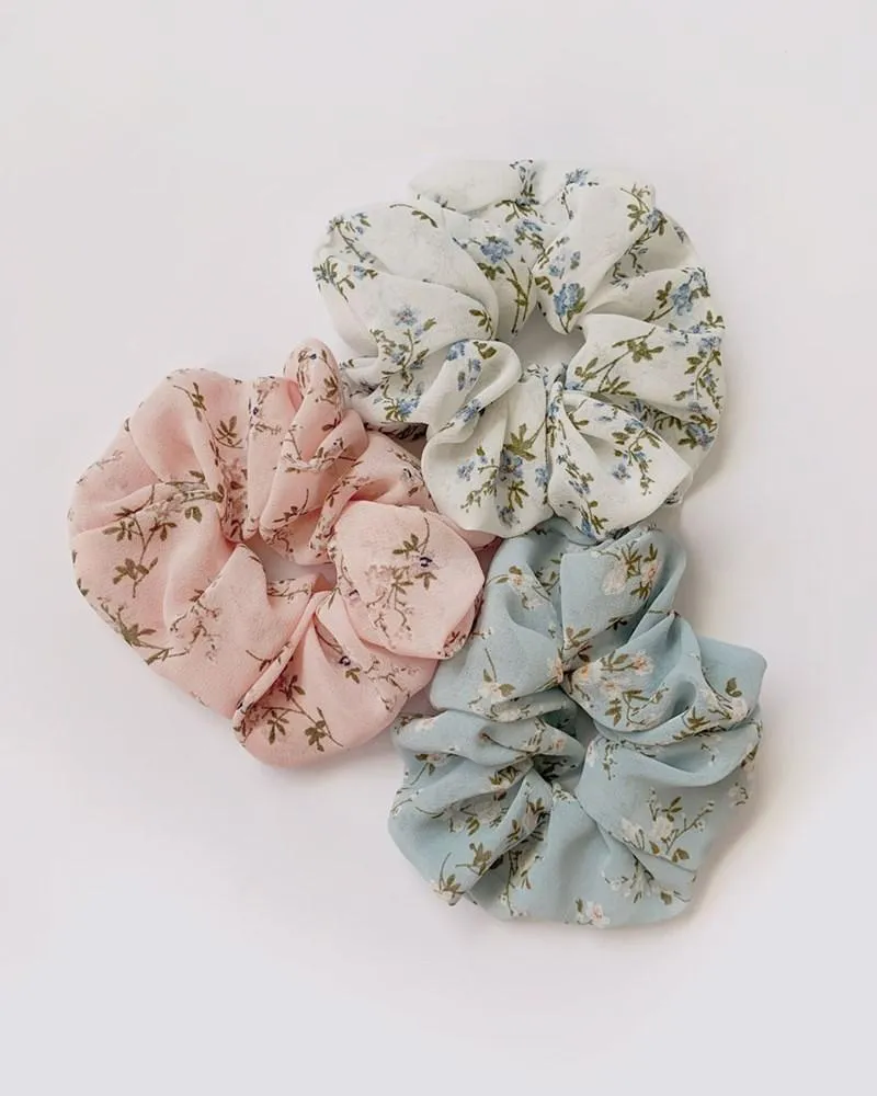 Elena Scrunchie - Baby Pink