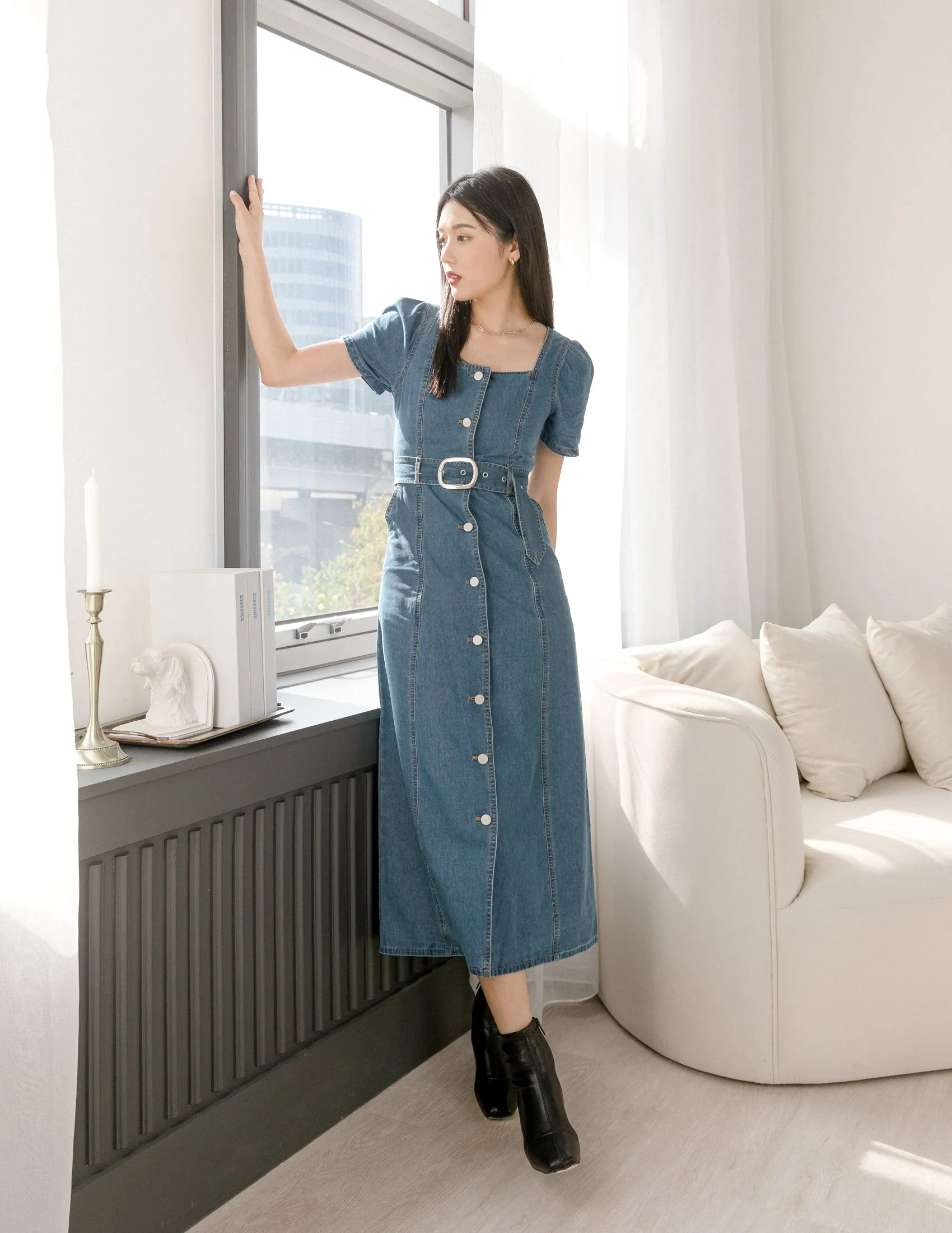 Natasha Denim Dress in Mid Wash