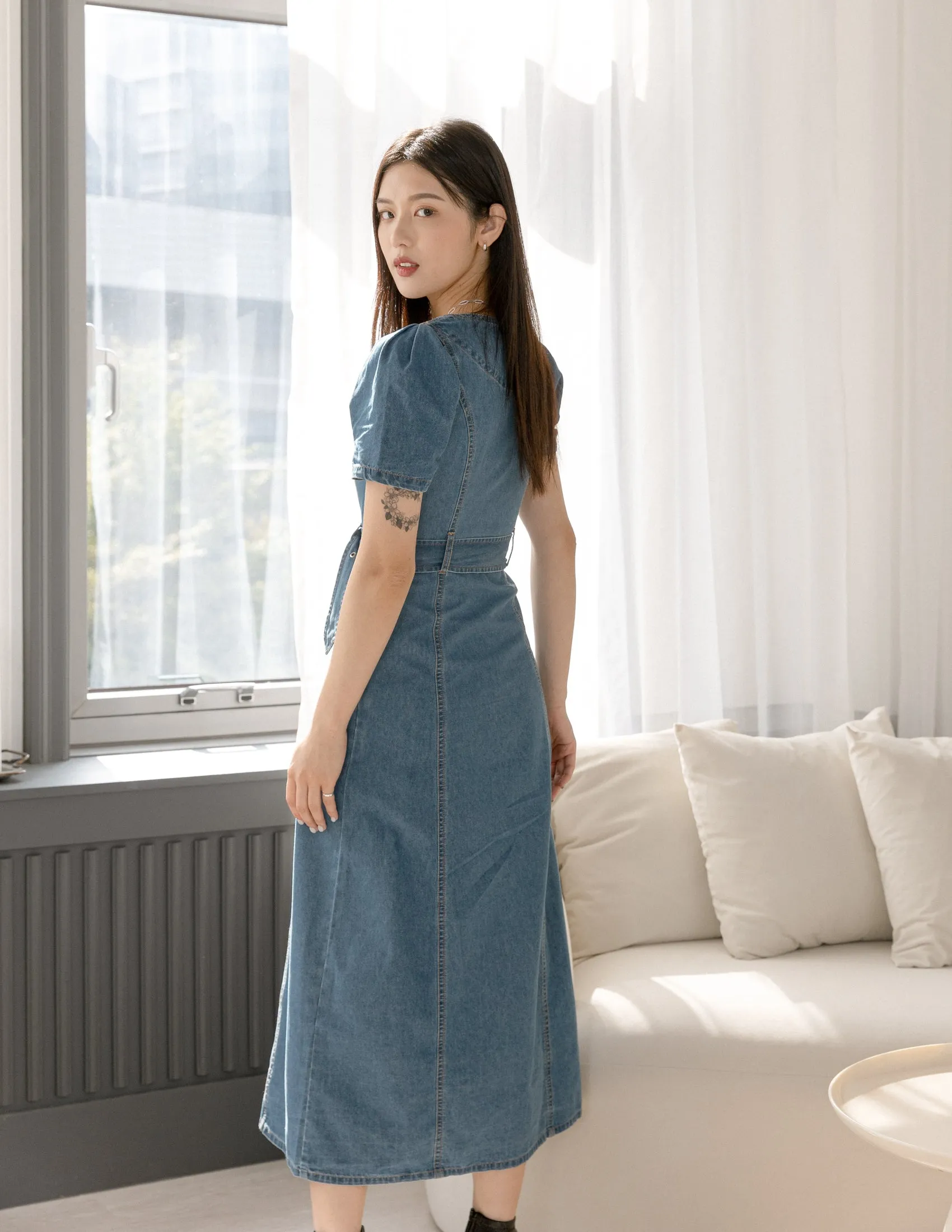 Natasha Denim Dress in Mid Wash