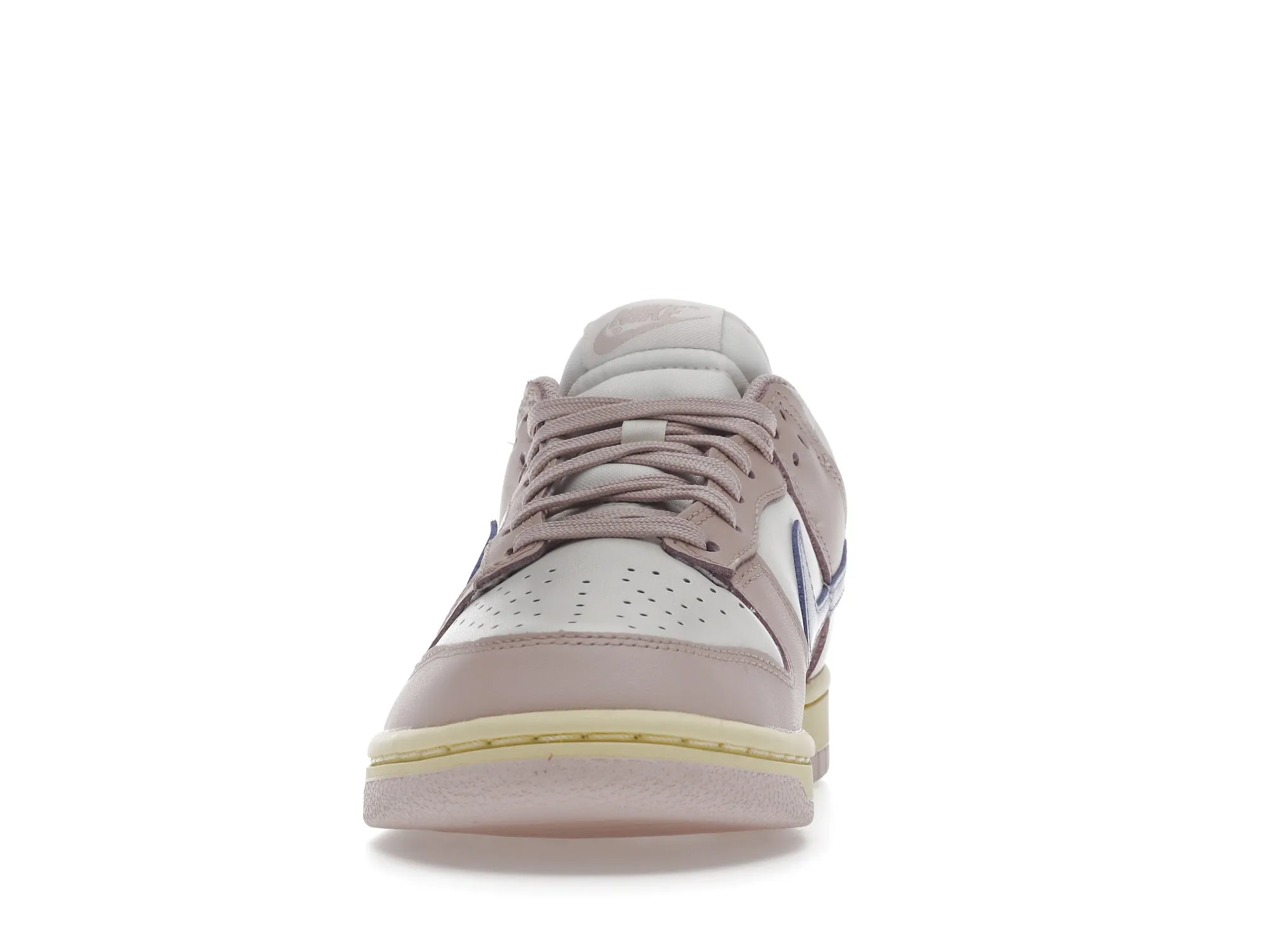 Nike Dunk Low Pink Oxford (W)