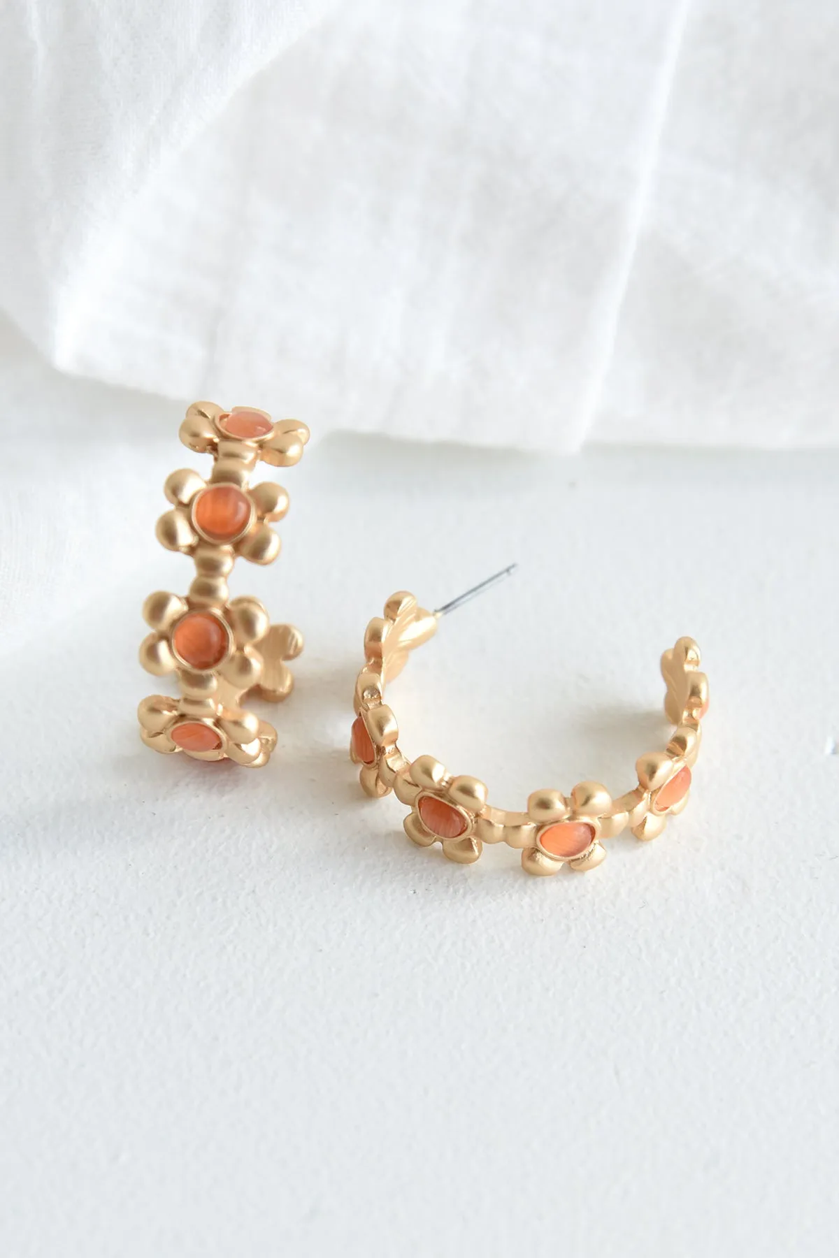 ORANGE FLORAL HOOP EARRINGS