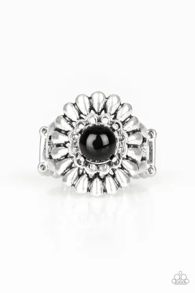 Poppy Pep - Black Paparazzi Ring