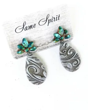 Same Spirit-POST BACK EARRINGS - RIVERA