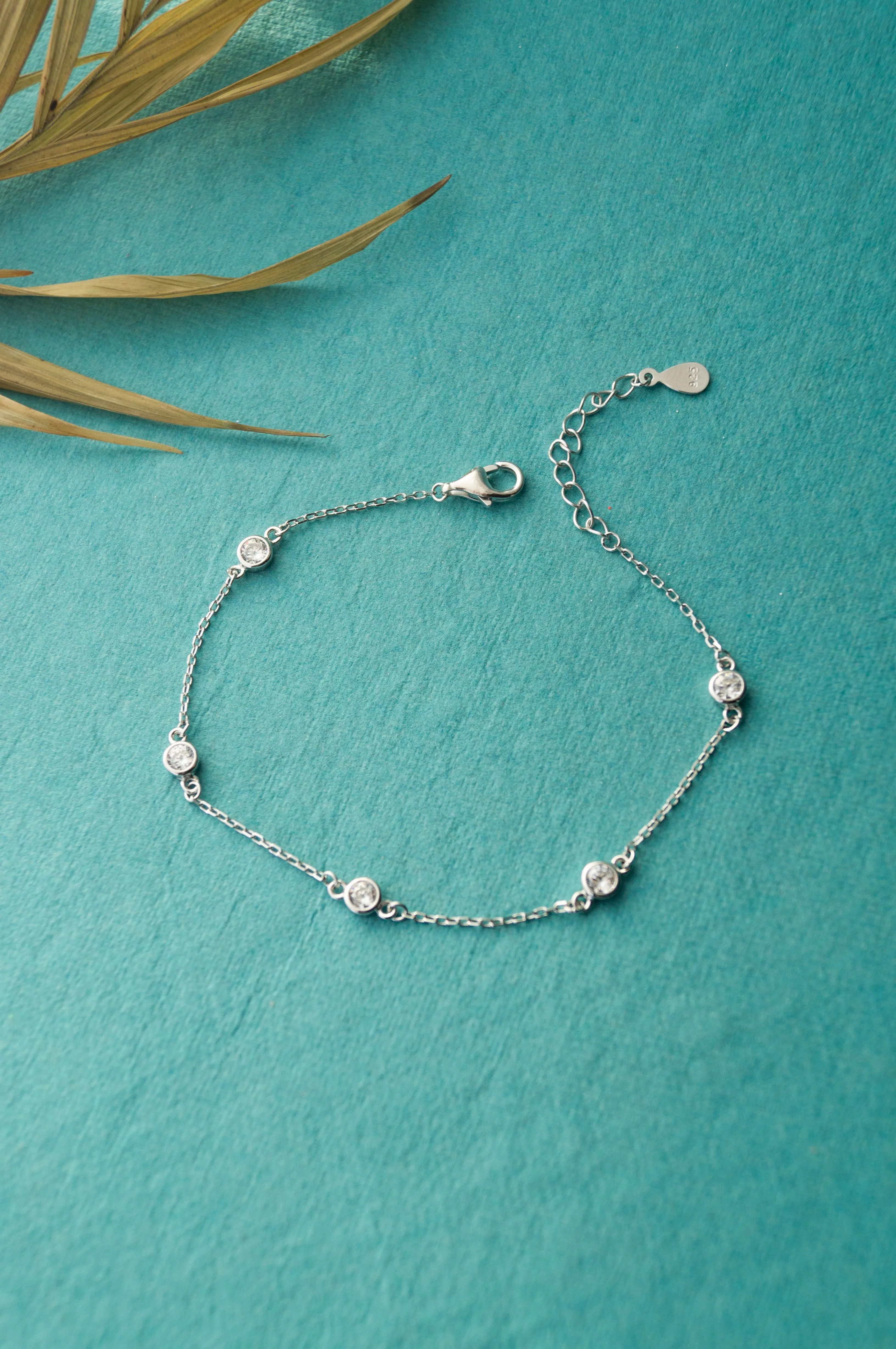 Solitaire Station Sterling Silver Chain Bracelet