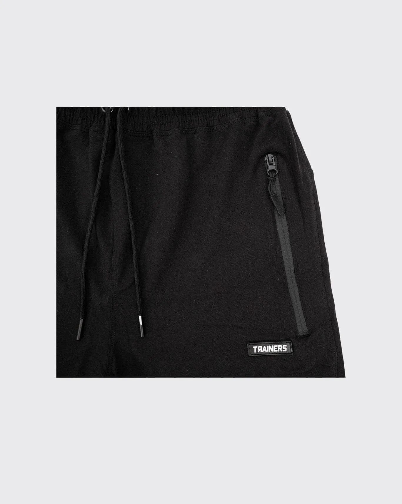 trainers v2 reigning tech stretch short tvrtss-blk